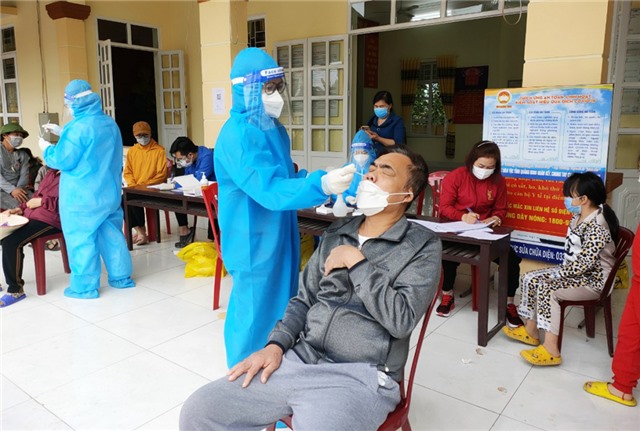 Ngày 8/11: Tiếp tục ghi nhận các ca mắc mới Covid-19 ở ổ dịch Uông Bí, Đông Triều