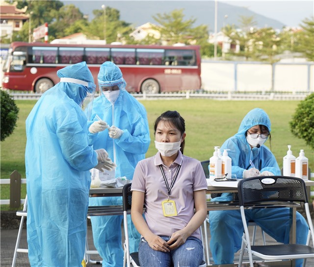 TP Uông Bí: tăng cường xét nghiệm tầm soát Covid-19 tại các cơ quan, doanh nghiệp 
