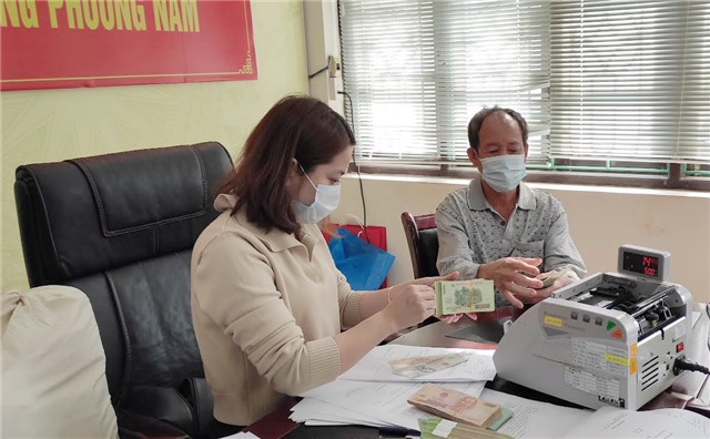 Thêm 57 hộ thuộc dự án đường ven sông nhận tiền bồi thường, hỗ trợ GPMB