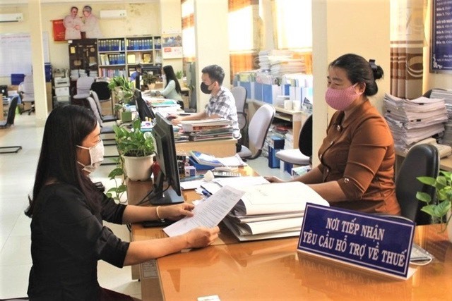 Tiếp tục gia hạn, giảm 37 khoản phí, lệ phí đến giữa năm 2022 do COVID-19