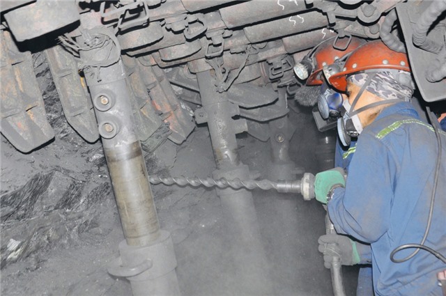 Than Uông Bí - Nhiều giải pháp hoàn thành mục tiêu kép năm 2021