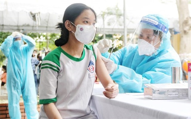 Cách phát hiện phản ứng sốc phản vệ sau tiêm vaccine ngừa Covid-19