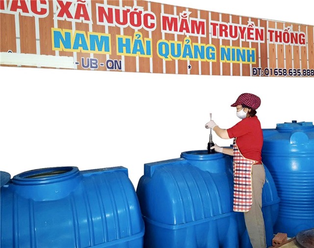 Nước mắm truyền thống Nam Hải