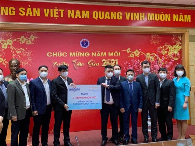 Bộ Y tế tiếp nhận 21 tỷ đồng hỗ trợ Quỹ mua vaccine phòng chống dịch COVID-19