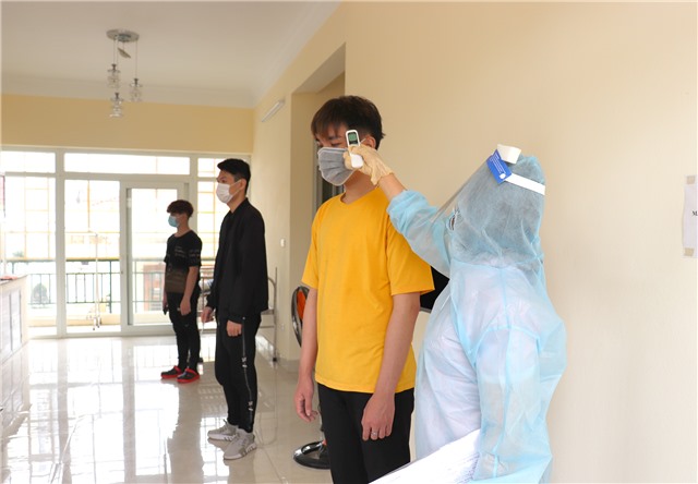 Đại học Hạ Long: Đón 65 cán bộ, giảng viên, sinh viên ngoại tỉnh trở lại học tập