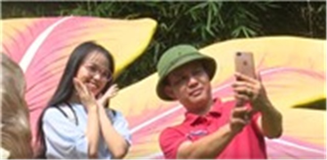 V.Clip: Trải nghiệm Lựng Xanh