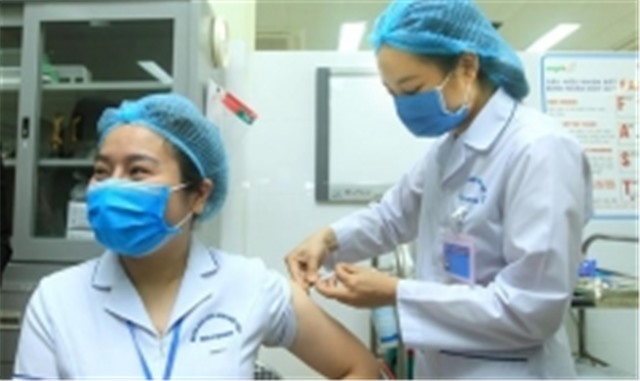 Đã 4 ngày Việt Nam không có ca mắc COVID-19 ở cộng đồng, gần 33.900 người tiêm vắc xin