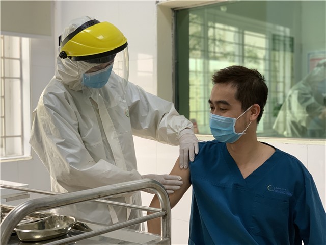 Quảng Ninh triển khai tiêm vắc xin phòng Covid-19