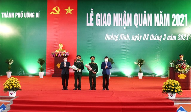 Uông Bí: Giao nhận quân đợt 2 năm 2021