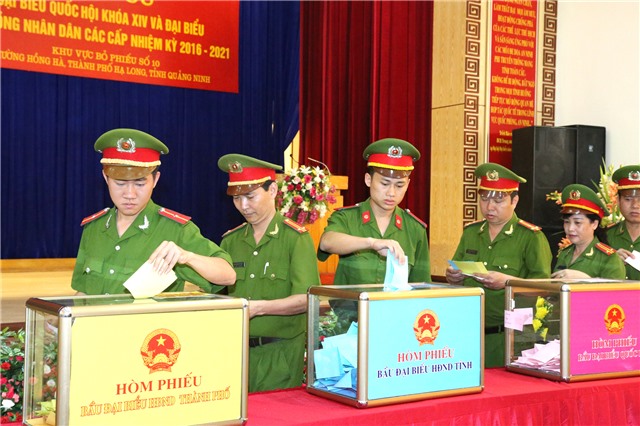 Việc niêm phong, quản lý phiếu bầu cử sau khi kiểm phiếu được thực hiện như thế nào?