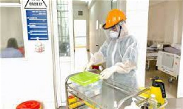 Tạm dừng hoạt động các cơ sở khám chữa bệnh tư nhân kể từ 00h00 ngày 16/5/2021