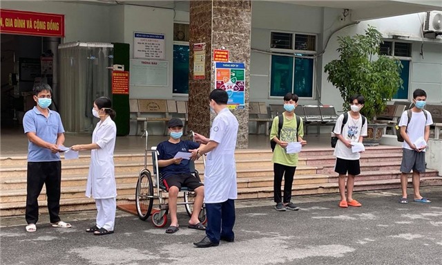 12 ca mắc COVID-19 đầu tiên ở Bắc Ninh được ra viện