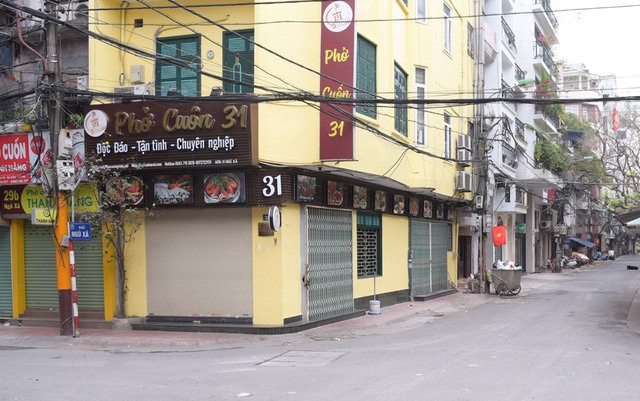 Từ 12h ngày 25-5: Hà Nội tạm dừng hoạt động nhà hàng, cơ sở dịch vụ ăn uống tại chỗ