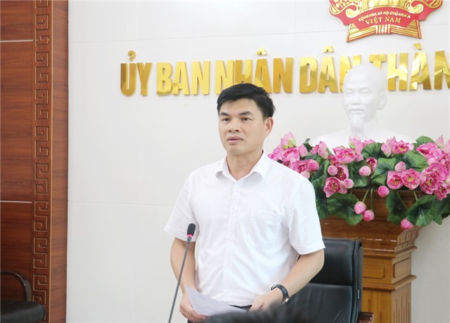 UBND thành phố giao ban thường kỳ tháng 4, triển khai nhiệm vụ tháng 5