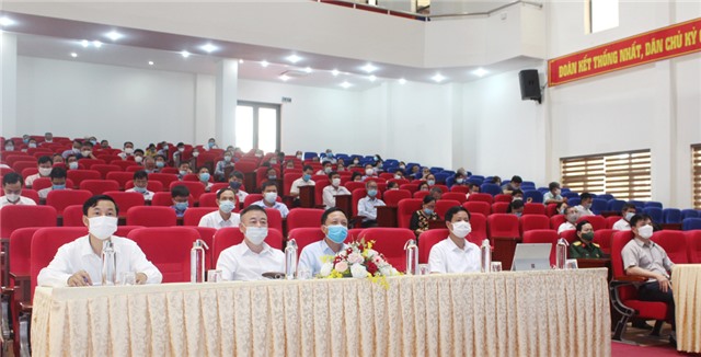 Hội nghị báo cáo viên tháng 5