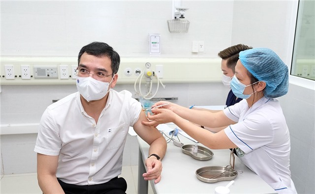 Bộ Y tế: Trên 832.000 người Việt Nam đã tiêm vắc xin phòng COVID-19