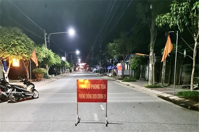 Ghi nhận ca nhiễm COVID-19 đầu tiên trong cộng đồng, Trà Vinh cấp bách ứng phó