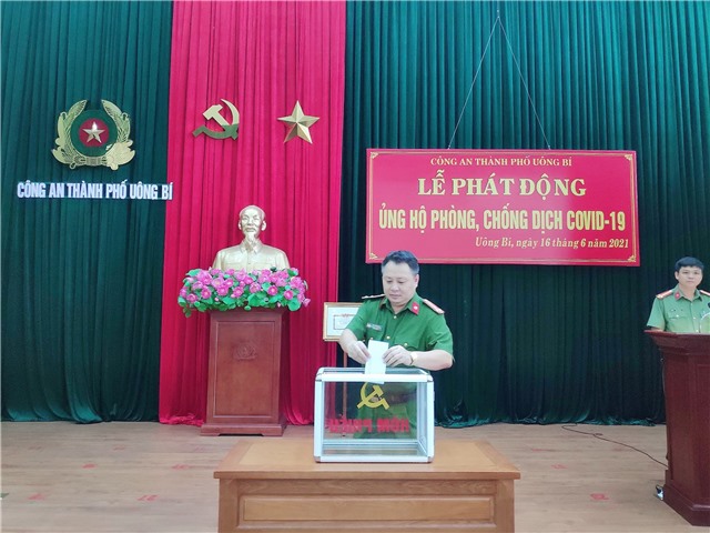 Quyên góp ủng hộ phòng, chống dịch Covid – 19