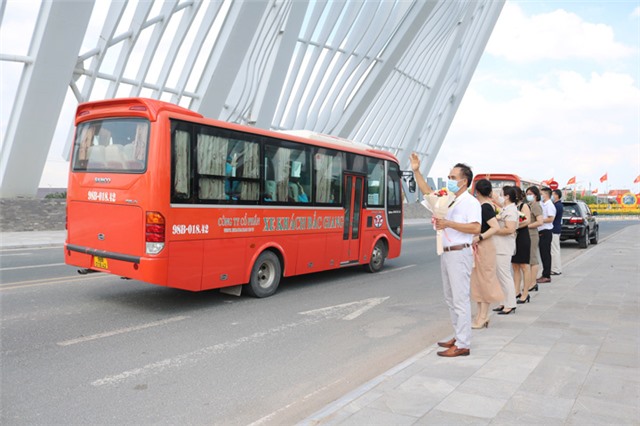 Các chiến sĩ áo trắng trở về Quảng Ninh sau thời gian hỗ trợ chống dịch Covid – 19 tại Bắc Giang 