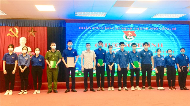 Tuyên truyền, phổ biến giáo dục pháp luật về phòng chống ma túy, tệ nạn xã hội và tuyên truyền phòng chống đuối nước, tai nạn thương tích