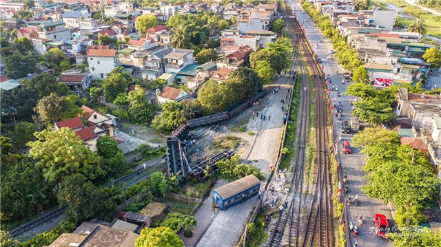 Thông tin về vụ việc đổ toa tàu tại phường Vàng Danh
