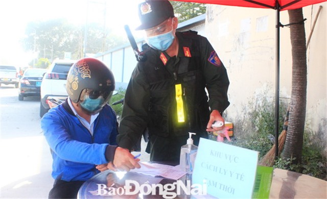 Đồng Nai đề xuất phong tỏa 4 xã; yêu cầu người từ 2 vùng dịch phải có xét nghiệm âm tính