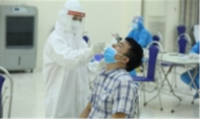 Thêm 5 người nhà máy công ty SEI dương tính, Hà Nội có 34 ca COVID-19