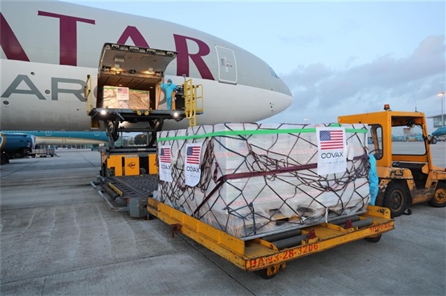 2 triệu liều vaccine Moderna về đến Việt Nam