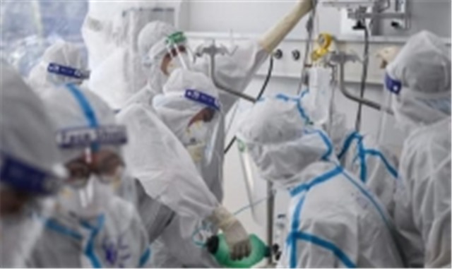 Y bác sĩ đang nỗ lực gấp đôi, gấp ba và hơn thế nữa