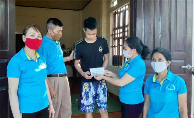 Chia sẻ, chắp cánh ước mơ