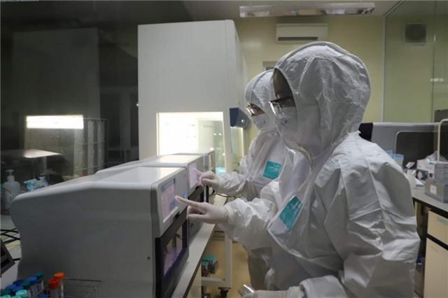 Quảng Ninh: 4/5 trường hợp trên chuyến bay có ca mắc Covid-19 có kết quả xét nghiệm âm tính lần 1 với SARS-CoV-2