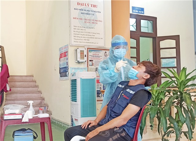 Uông Bí triển khai xét nghiệm tầm soát SARS-Cov-2 diện rộng