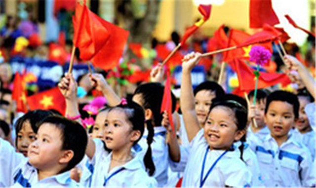 Bộ GD&ĐT đề nghị giữ ổn định học phí do COVID-19