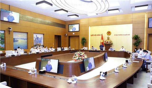 Chính phủ được ban hành Nghị quyết có những nội dung khác với luật định để phòng, chống dịch