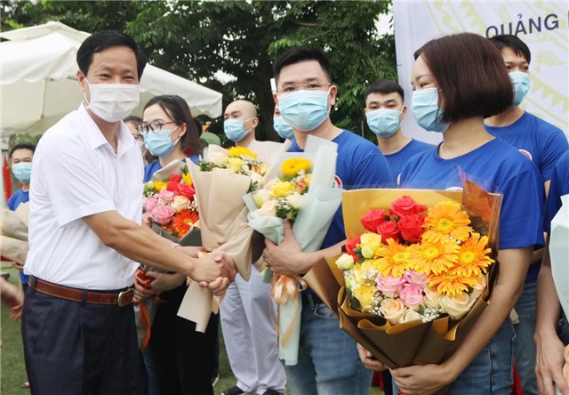 20 nhân viên y tế lên đường hỗ trợ công tác chống dịch tại tỉnh Tây Ninh