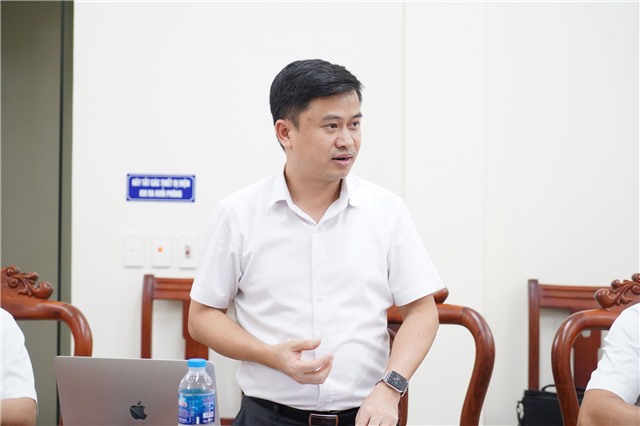 Tổ hỗ trợ đầu tư và kinh doanh thành phố làm việc với Công ty CP Thông Quảng Ninh