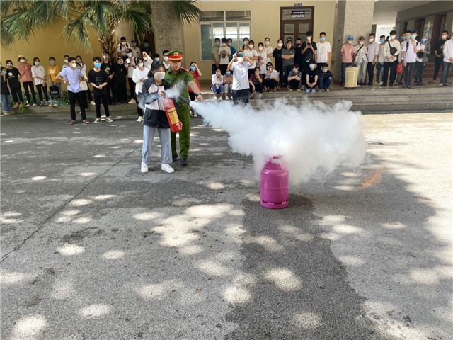 Tuyên truyền Phòng cháy và chữa cháy tại Trường Cao đẳng Công nghiệp và Xây dựng