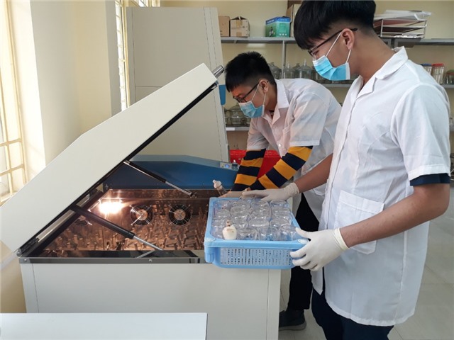 "Bệ phóng" cho những nhà khoa học trẻ