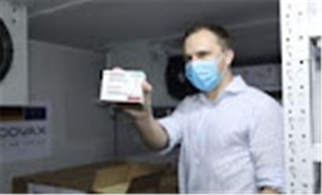 Việt Nam nhận thêm 852.480 liều vaccine COVID-19