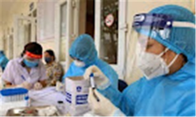  Người phụ nữ Long Biên thường xuyên ở nhà bỗng mắc COVID-19, Hà Nội thêm 15 ca mới