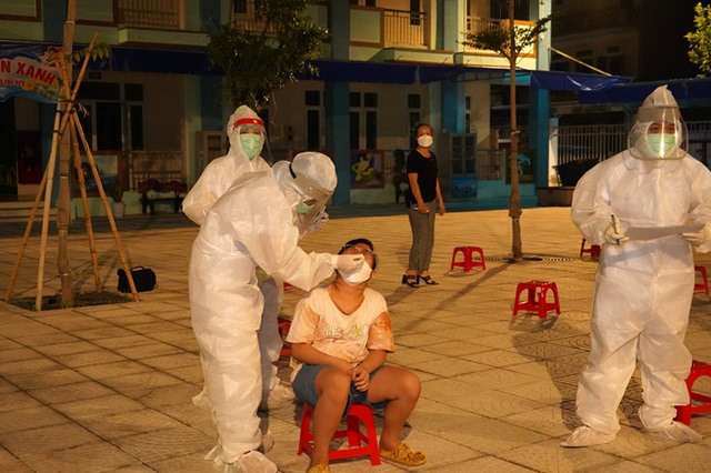  Dịch lan ra 3 trường học ở Hà Nam với 29 F0, 500 F1 đều là giáo viên, học sinh