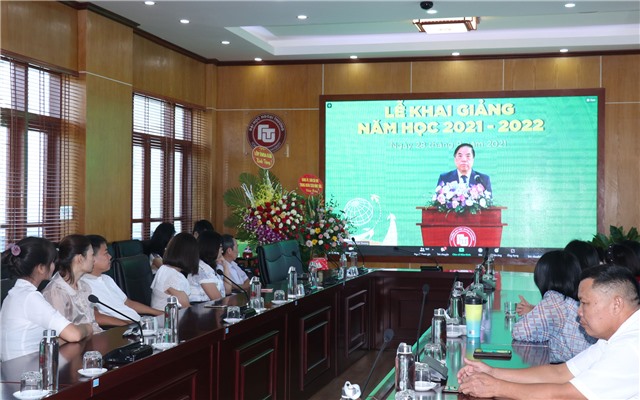 Trường Đại học Ngoại thương: Khai giảng năm học mới 2021-2022