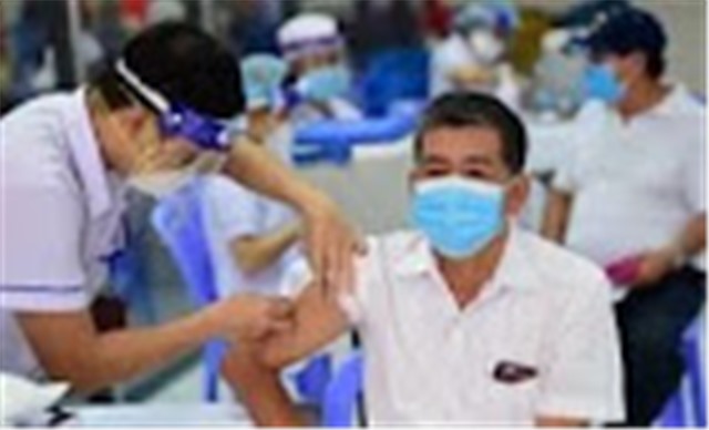 Trưa 29/9: Gần 44% người từ 18 tuổi trở lên đã tiêm ít nhất 1 liều vaccine COVID-19; Hà Nam thêm 25 F0
