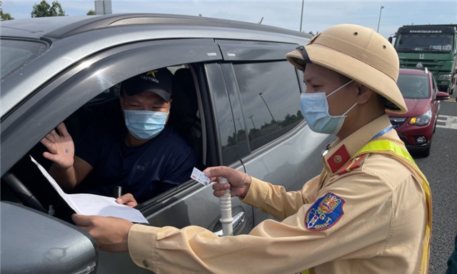 Triển khai đồng bộ, quyết liệt các biện pháp phòng, chống dịch COVID-19 trong tình hình mới