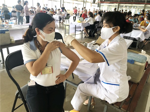 Triển khai tiêm Vắc xin phòng COVID-19 đợt 11