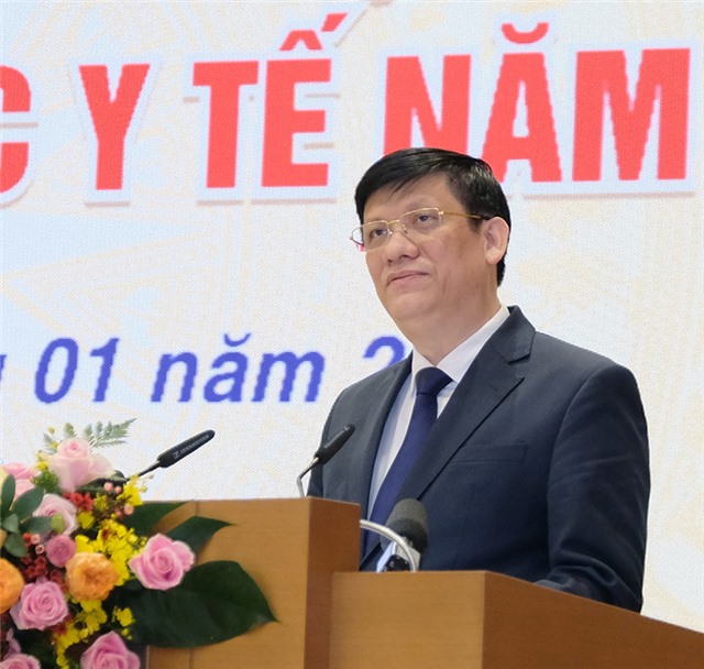 Bộ trưởng Bộ Y tế: Tết này, nhiều cán bộ y tế tiếp tục đi chống dịch COVID-19, không được ở bên gia đình