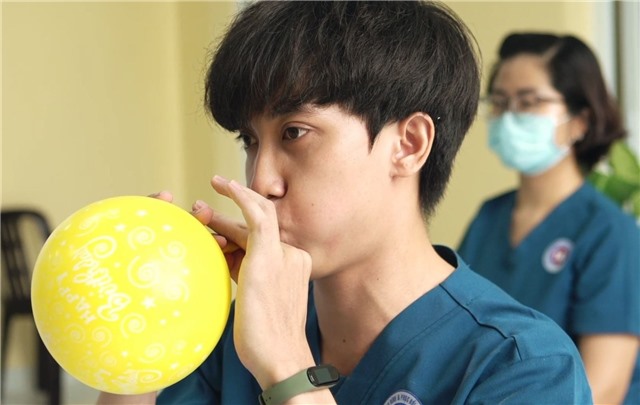 Chữa trị các triệu chứng mệt mỏi, đau nhức, khó ngủ hậu COVID-19 thế nào?