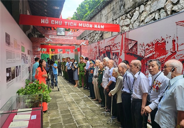 Nguyên vẹn ký ức hào hùng Ngày Giải phóng Thủ đô