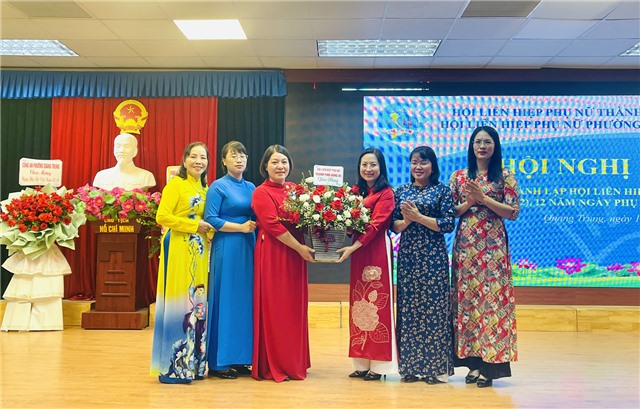 Hội LHPN phường Quang Trung kỷ niệm 92 năm thành lập Hội LHPN Việt Nam và Ngày Phụ nữ Việt Nam 20-10