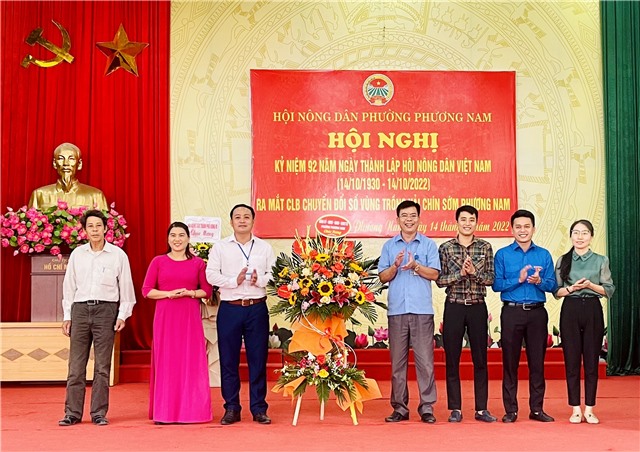 Hội Nông dân phường Phương Nam: kỷ niệm 92 năm Ngày thành lập Hội Nông dân Việt Nam; ra mắt CLB “Chuyển đổi số vùng trồng vải chín sớm Phương Nam”